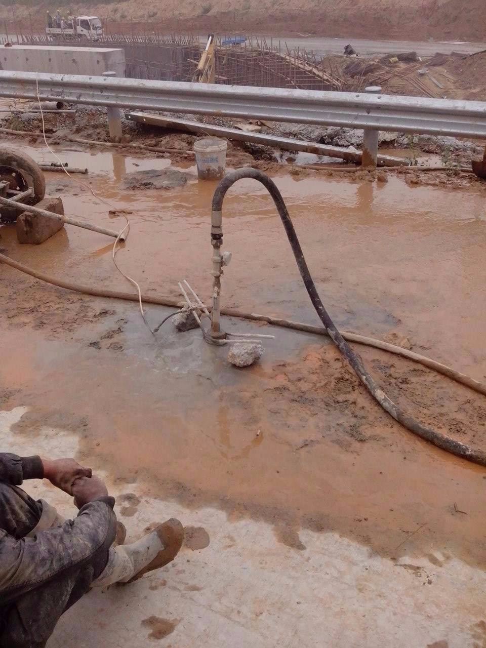 猇亭路基压密注浆